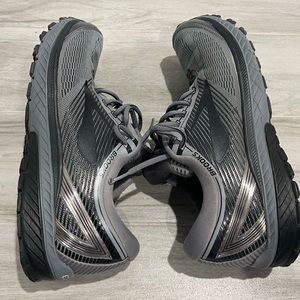 Brooks Ghost 10